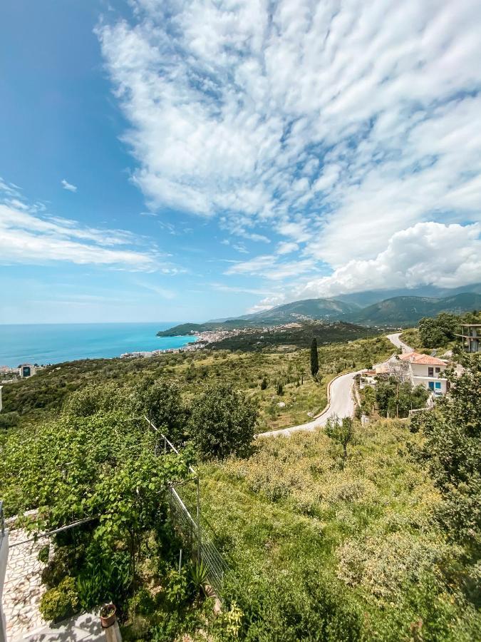 ELÉA Guesthouse himare Esterno foto
