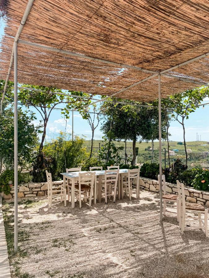 ELÉA Guesthouse himare Esterno foto