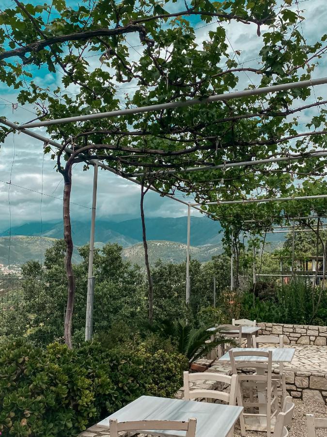 ELÉA Guesthouse himare Esterno foto