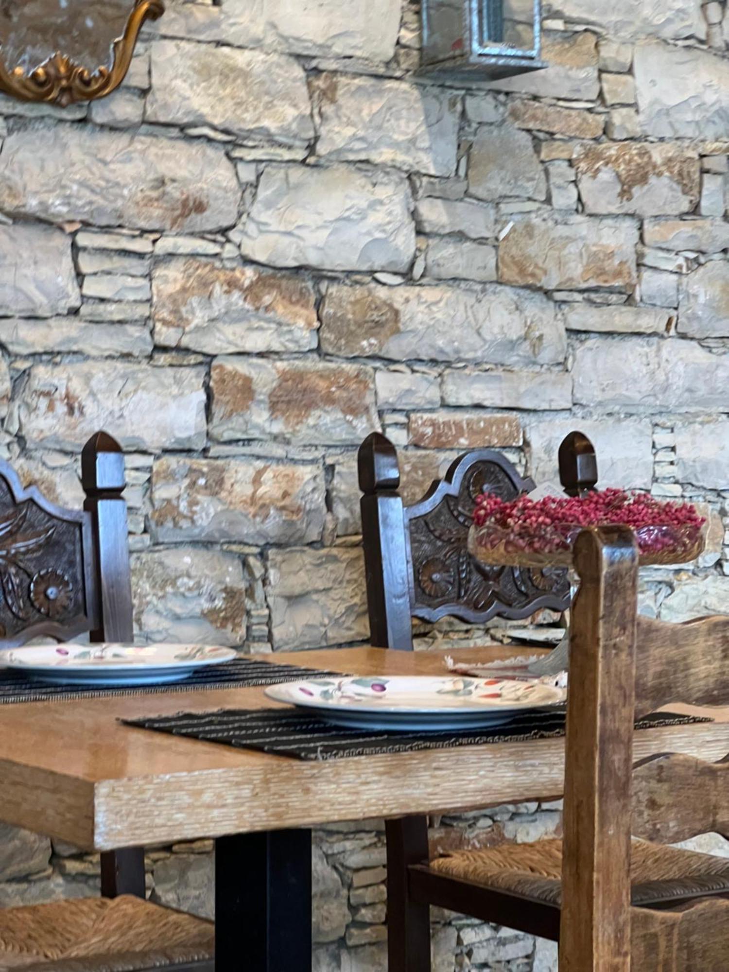 ELÉA Guesthouse himare Esterno foto