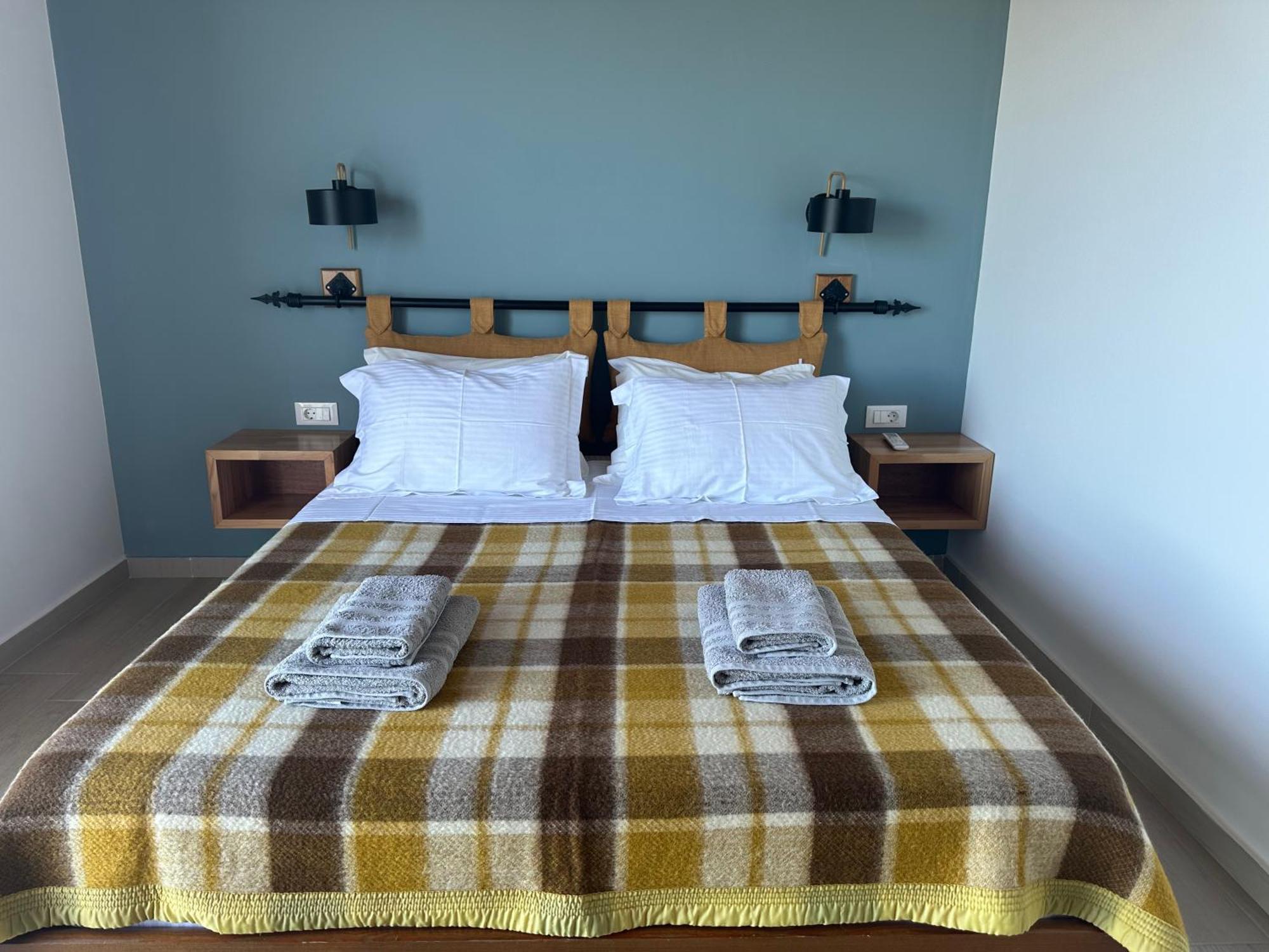 ELÉA Guesthouse himare Esterno foto